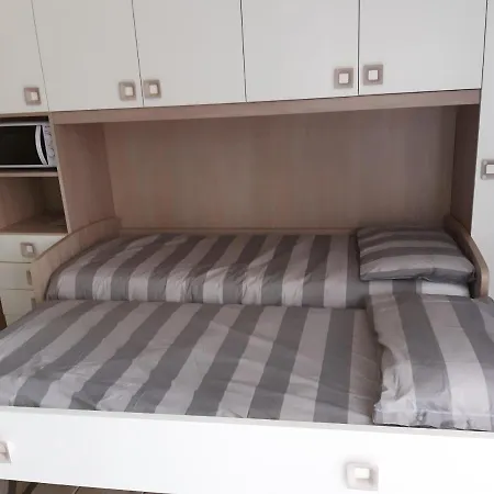 Ev 37 Apartment